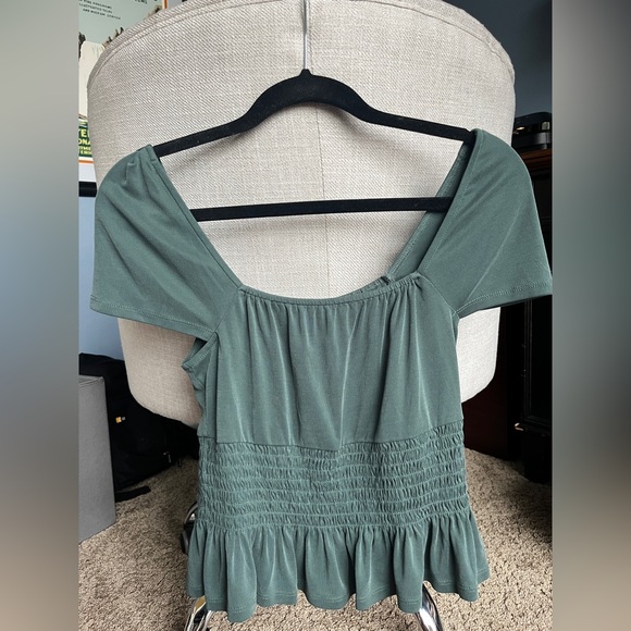 BCBG Top - Picture 1 of 2